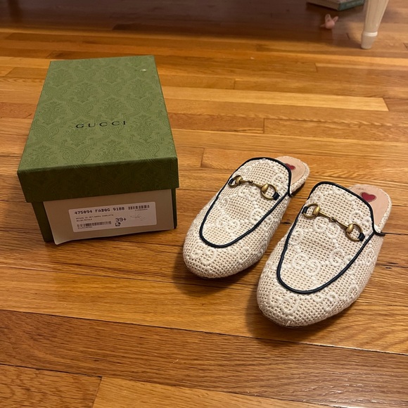 Authentic Gucci slides purchased from Net a Porter last summer (2023). - Picture 1 of 4
